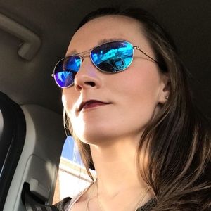 Meet your Posher, Jenna